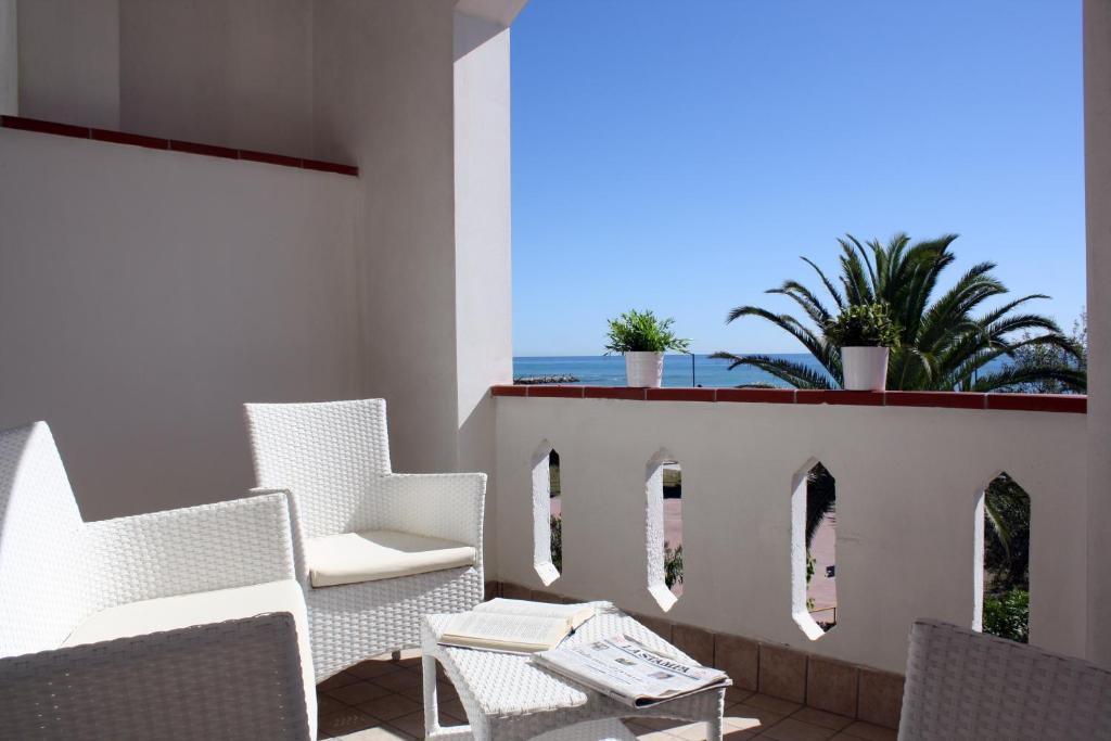 Hotel San Remo - Fronte Mare Martinsicuro Habitación foto